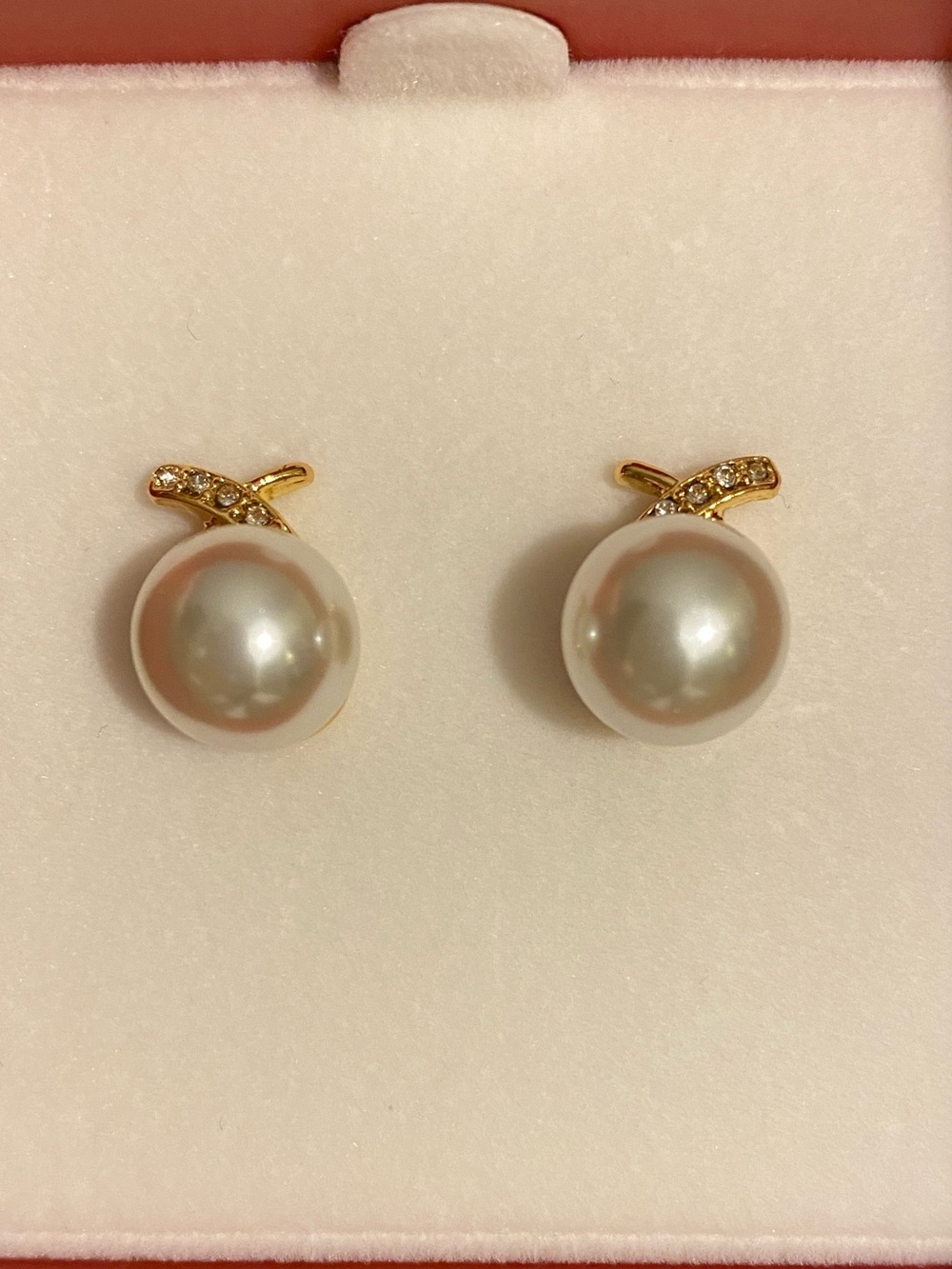 Talbots Gold Pearl Stud Earrings - White - Gold - Faux Diamond Accents - Picture 4 of 4
